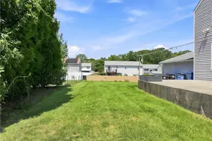 36 Amherst St, Cumberland, RI 02864 - Photo 35