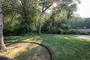 77 Drybrook Rd, Warwick, RI 02889 - Photo 27