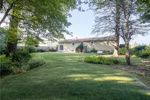 77 Drybrook Rd, Warwick, RI 02889 - Photo 35