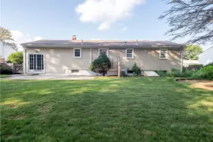 77 Drybrook Rd, Warwick, RI 02889 - Photo 33