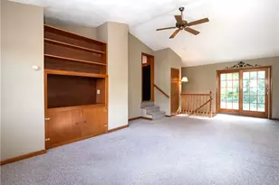77 Drybrook Rd, Warwick, RI 02889 - Photo 17