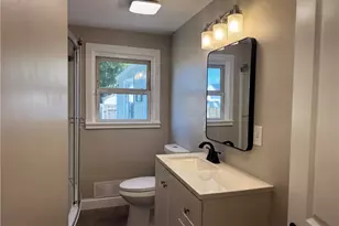 496 Beverage Hill Ave, Pawtucket, RI 02961 - Photo 11