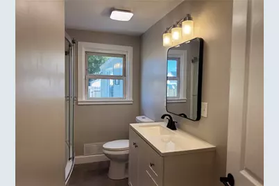 496 Beverage Hill Avenue, Pawtucket, RI 02961 - Photo 11