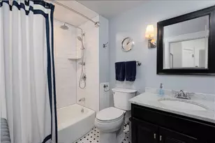 7 Prairie Ave, Newport, RI 02840 - Photo 29