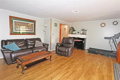 61 Amesbury Circle, Middletown, RI 02842 - Photo 23