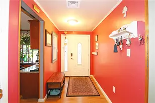 61 Amesbury Cir, Middletown, RI 02842 - Photo 13