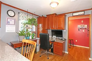 61 Amesbury Cir, Middletown, RI 02842 - Photo 15