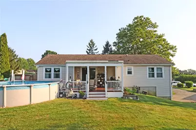 61 Amesbury Circle, Middletown, RI 02842 - Photo 5