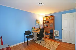 61 Amesbury Cir, Middletown, RI 02842 - Photo 29