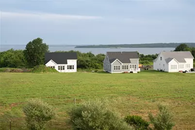 45 Bunker Hill Crossing, Portsmouth, RI 02871 - Photo 3