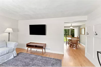 9 Eileen Drive, North Kingstown, RI 02852 - Photo 7