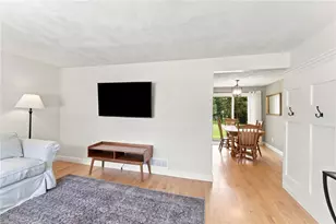 9 Eileen Dr, North Kingstown, RI 02852 - Photo 7