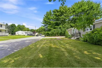 9 Eileen Drive, North Kingstown, RI 02852 - Photo 3