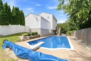 19 Gilcrest Dr, West Warwick, RI 02893 - Photo 21
