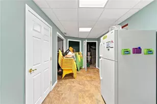 19 Gilcrest Dr, West Warwick, RI 02893 - Photo 15