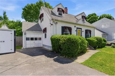69 Roger Williams Avenue, East Providence, RI 02916 - Photo 1