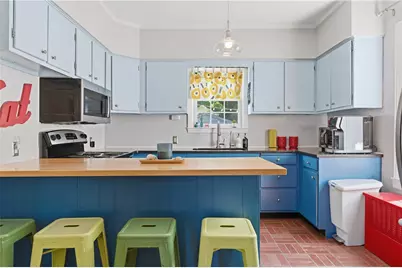 69 Roger Williams Avenue, East Providence, RI 02916 - Photo 13