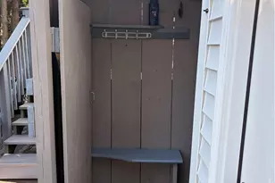 11 Byrnes St, Newport, RI 02840 - Photo 13