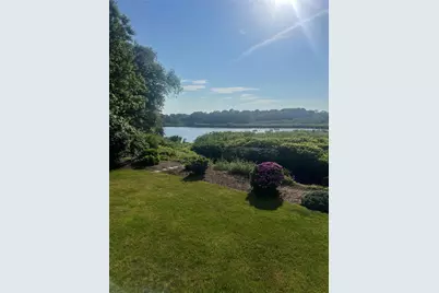 8 Key Court, Newport, RI 02840 - Photo 3