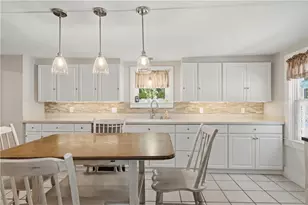 44 Old Great Rd, North Smithfield, RI 02896 - Photo 5