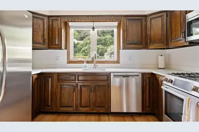 4042 Post Road #5, Warwick, RI 02886 - Photo 9