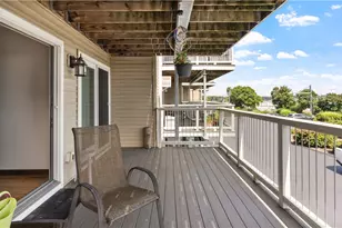 4042 Post Rd, Warwick, RI 02886 - Photo 23