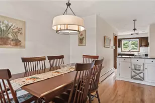 4042 Post Rd, Warwick, RI 02886 - Photo 7
