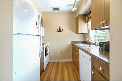 27 Higgins Street #201, Smithfield, RI 02917 - Photo 7