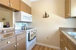 27 Higgins St, Smithfield, RI 02917 - Photo 9