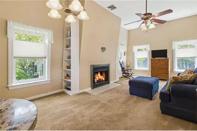 27 Higgins Street #201, Smithfield, RI 02917 - Photo 5