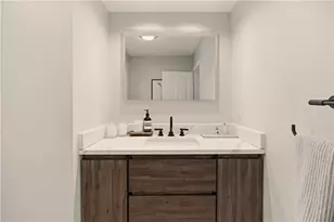 28 Kay St, Newport, RI 02840 - Photo 29