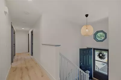 18 Waterman Street, Bristol, RI 02809 - Photo 25