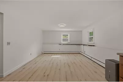 18 Waterman Street, Bristol, RI 02809 - Photo 29