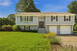 18 Waterman St, Bristol, RI 02809 - Photo 1