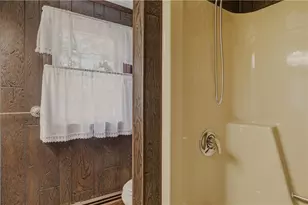 46 Beth Rd, Tiverton, RI 02878 - Photo 27