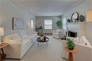 70 Sargent Ave, Providence, RI 02906 - Photo 3
