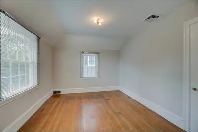 70 Sargent Avenue, Providence, RI 02906 - Photo 27