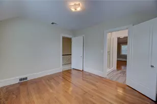 70 Sargent Ave, Providence, RI 02906 - Photo 23