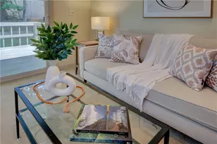 70 Sargent Ave, Providence, RI 02906 - Photo 9