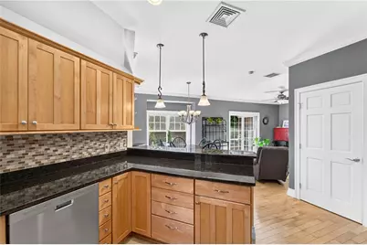 23 Franklin Street #6, Westerly, RI 02891 - Photo 9