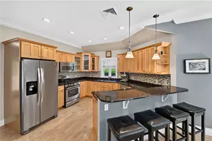 23 Franklin St, Westerly, RI 02891 - Photo 5