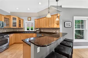 23 Franklin St, Westerly, RI 02891 - Photo 7