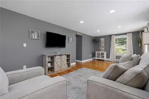 205 Read Ave, Coventry, RI 02816 - Photo 3