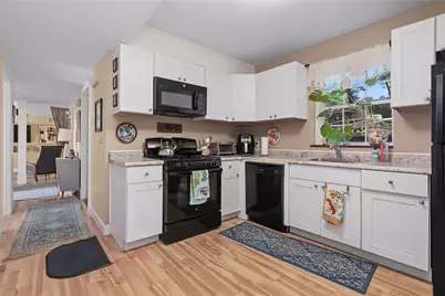 45 Oakwood Avenue, Providence, RI 02909 - Photo 41