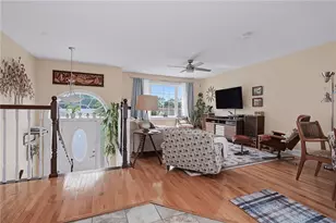 45 Oakwood Ave, Providence, RI 02909 - Photo 11