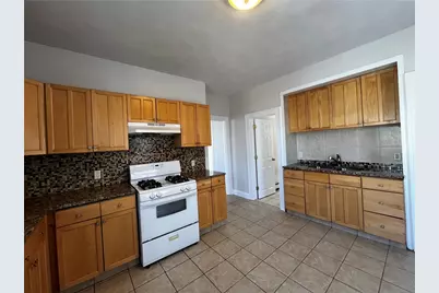 71 Sutton Street, Providence, RI 02903 - Photo 19
