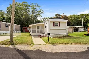 979 Toll Gate Rd, Warwick, RI 02886 - Photo 1