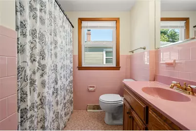 21 Ashley Street, Cranston, RI 02920 - Photo 17