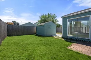 21 Ashley St, Cranston, RI 02920 - Photo 27