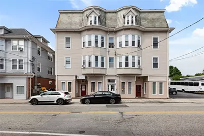584 N North Main Street, Woonsocket, RI 02895 - Photo 3